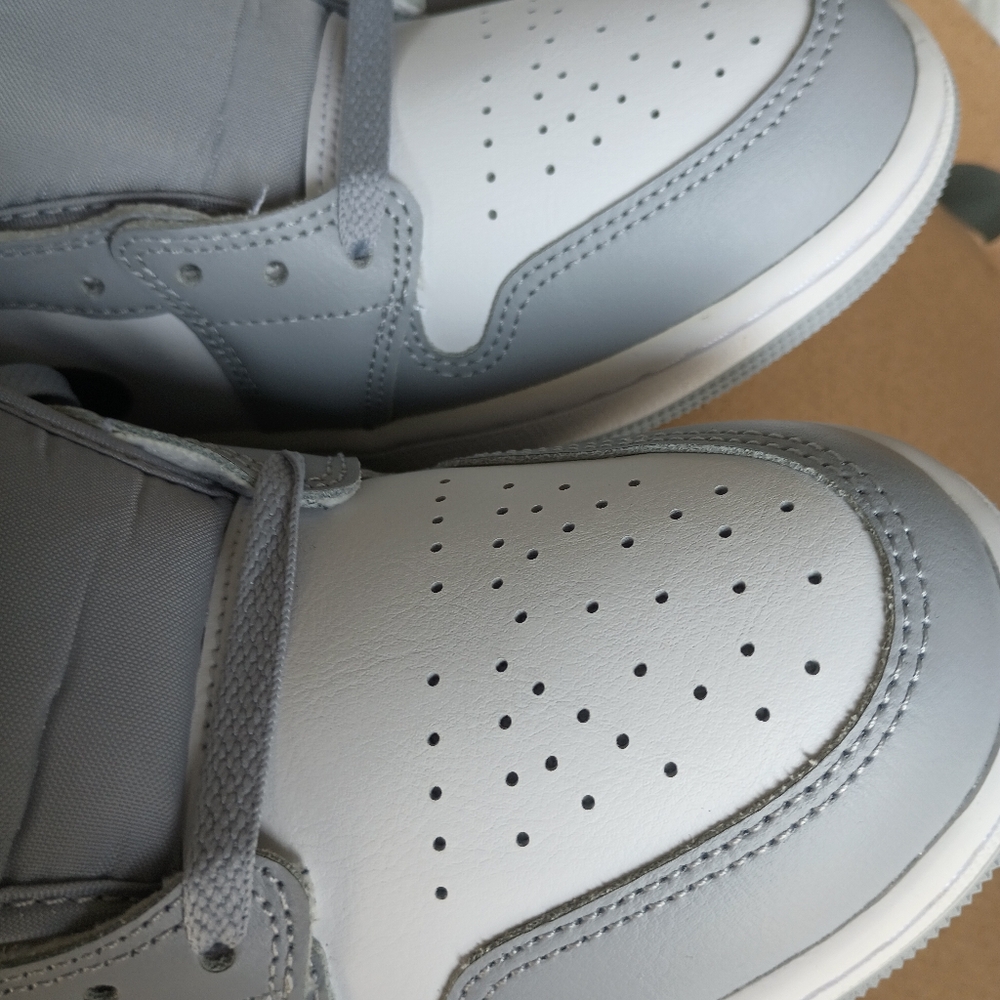 🔥Hot Sugar Free New Air Jordan 1 Mid Men Wolf Grey Navy 🔥 - Picture 2 of 9